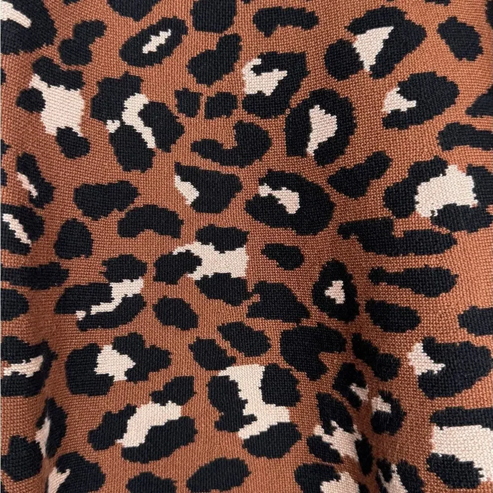 Classic Concepts Leopard Print A-Line Skirt Size Large NWT